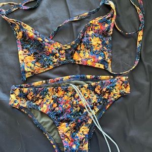 Jolyn, two piece, print